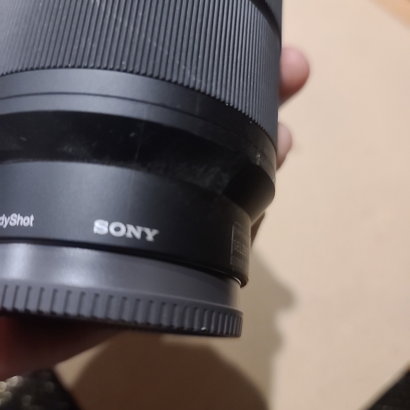 Sony E FE 28-70MM F/3.5-5.6 OSS ZOOM - Picture 5 of 6